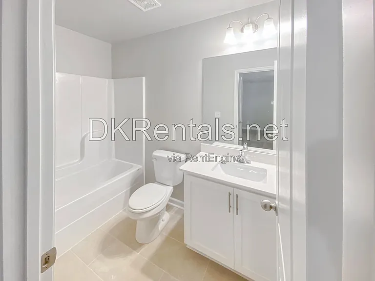 1466 Fern Ridge Ln #8 — Photo 14
