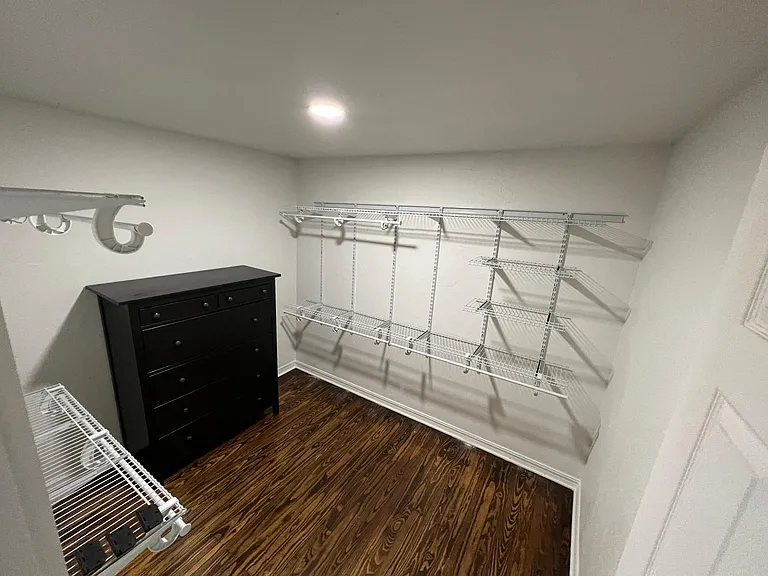 2015 NW 18th St #1/2 — Photo 11