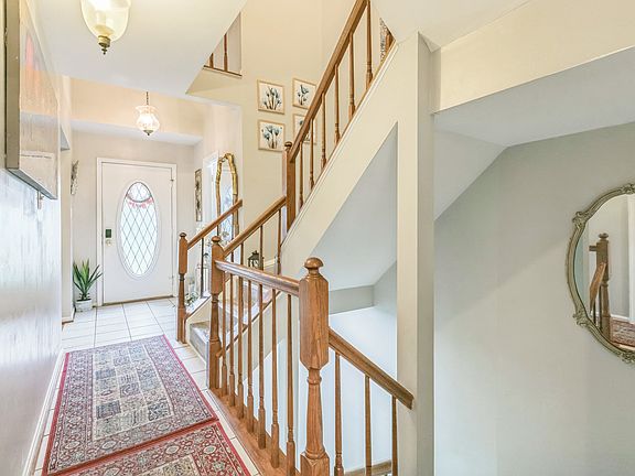 5th image of 9641 Pierrpont St