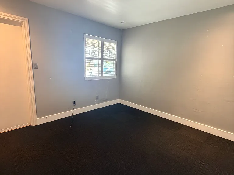 3919 Southview Dr — Photo 13