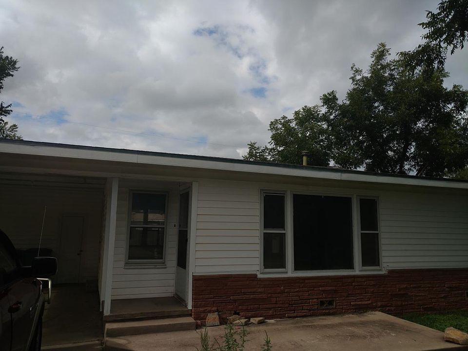 1st image of 2468 Baylor Ave