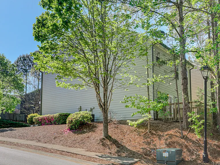 605 Summit Point #A — Photo 54