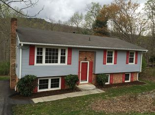 64 Daleview Dr, Daleville, VA 24083