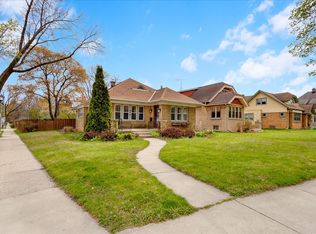 470 N 50th St, Milwaukee, WI 53208