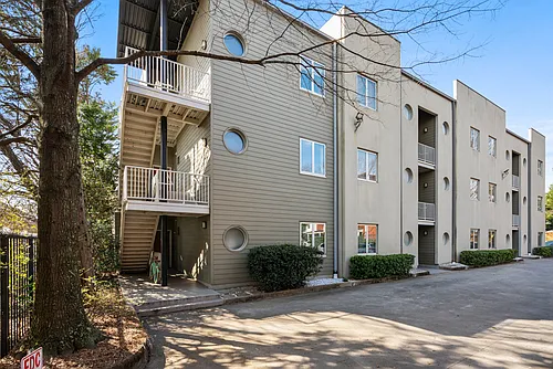 15 Waddell St NE #205 Photo 1