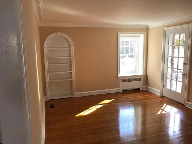 1356 Arbordale Rd — Photo 4