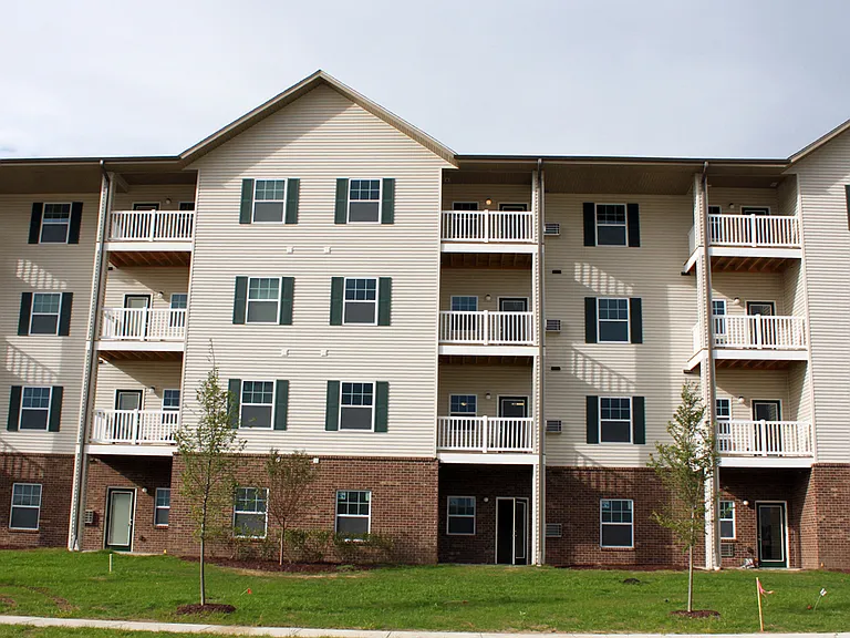 Heritage Place at LaSalle Square Apartment Homes — Photo 2