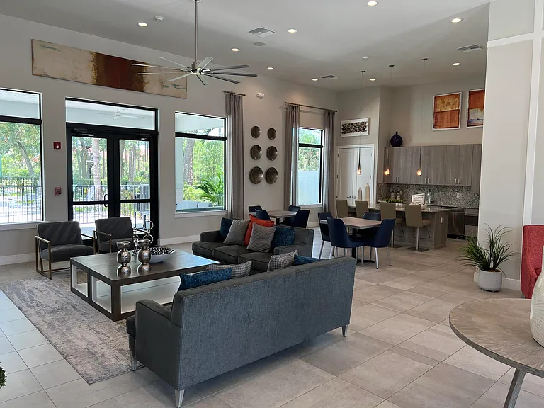 7191 Montereal Path — Photo 35