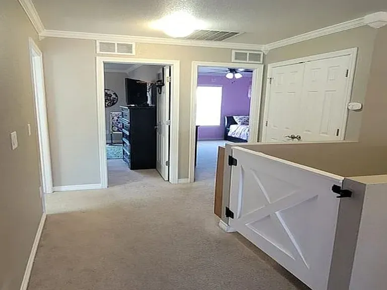 9565 Castle Oaks Dr — Photo 12