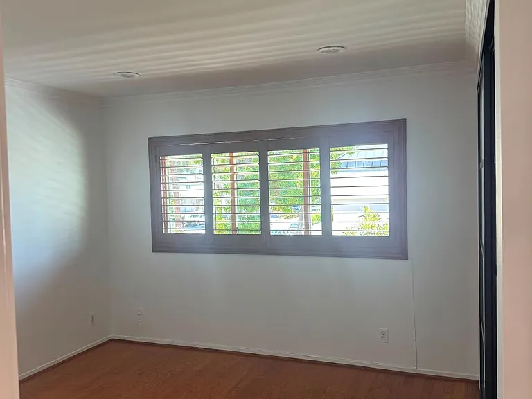 4153 W Sarah St — Photo 41
