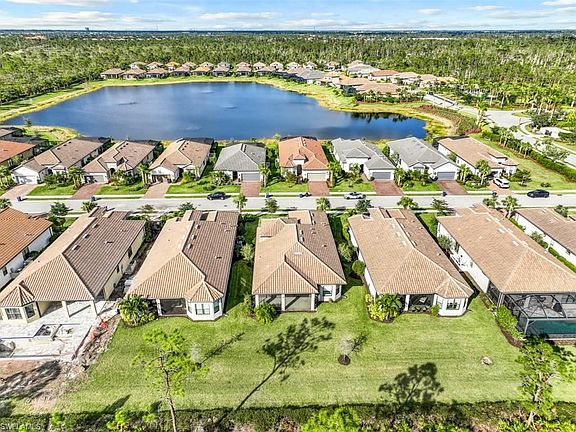 3rd image of 19705 Estero Pointe Ln