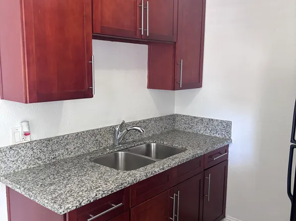 2382 Boxwood St APT 1, Sacramento, CA 95815