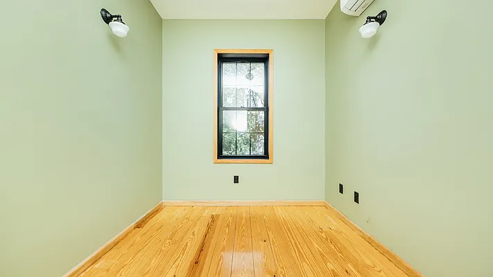 Rented by Nooklyn NYC LLC | media 37