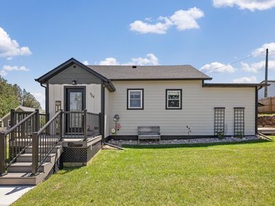 720 Lincoln St, Custer, SD, 57730