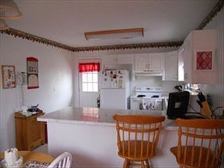 5th image of 117 Clement Ave
