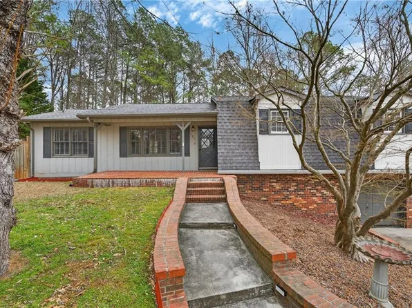 155 Chickasaw Run, Woodstock, GA 30188