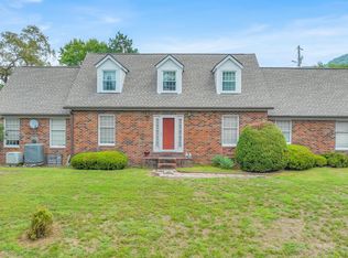 232 Birdie Par Dr, Dryden, VA 24243