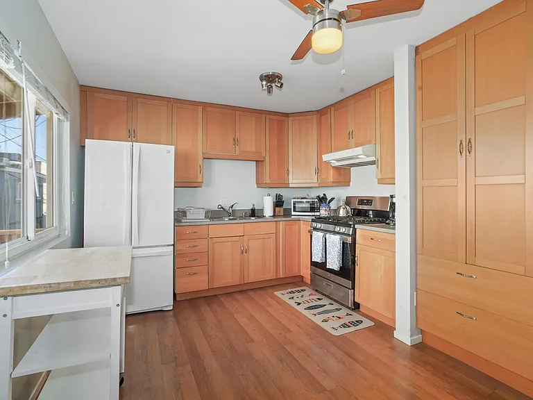3492 Bayside Ln — Photo 8