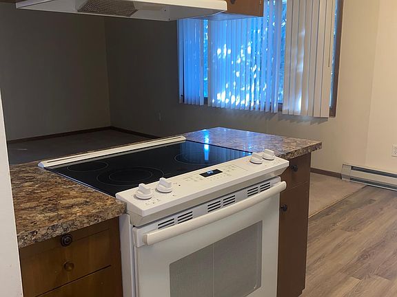 4th image of 1308 W 10th Ave #304