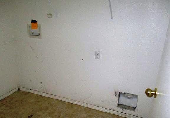 3rd image of 10464 Cadiz St NW