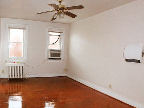 5th image of 2500 North Ave