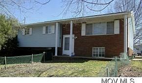 Spacious Split Level