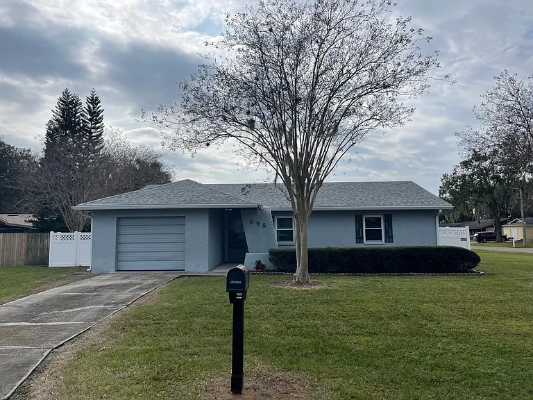 895 Copperleaf Ln — Photo 2