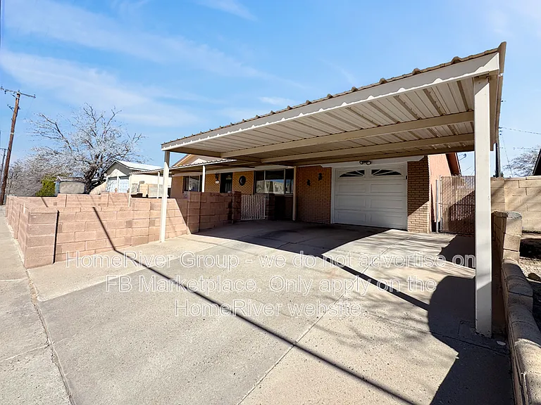 2304 Alamogordo Dr NW — Photo 23