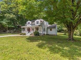 27 Shelley Rd, Bethel, CT 06801