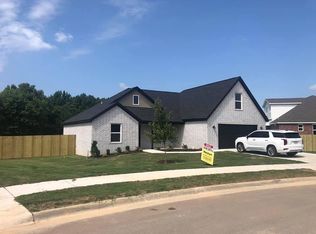 3093 Summer View Ave, Springdale, AR 72764