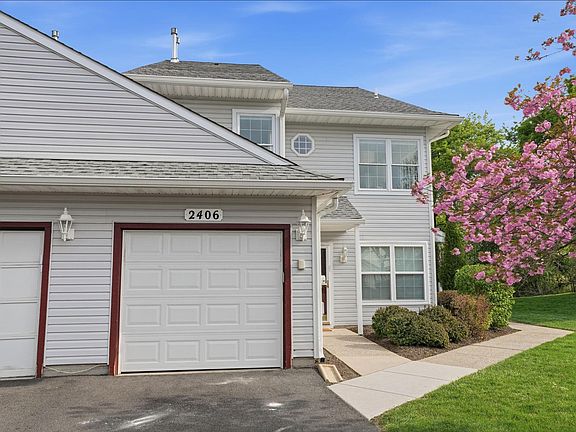 3rd image of 2406 Lynbrooke Dr