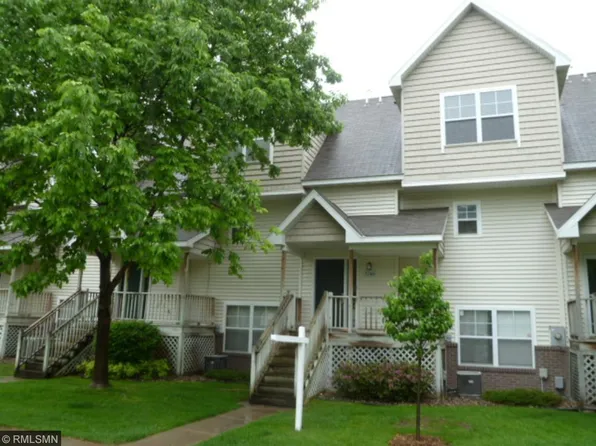 5746 4th St NE, Fridley, MN 55432
