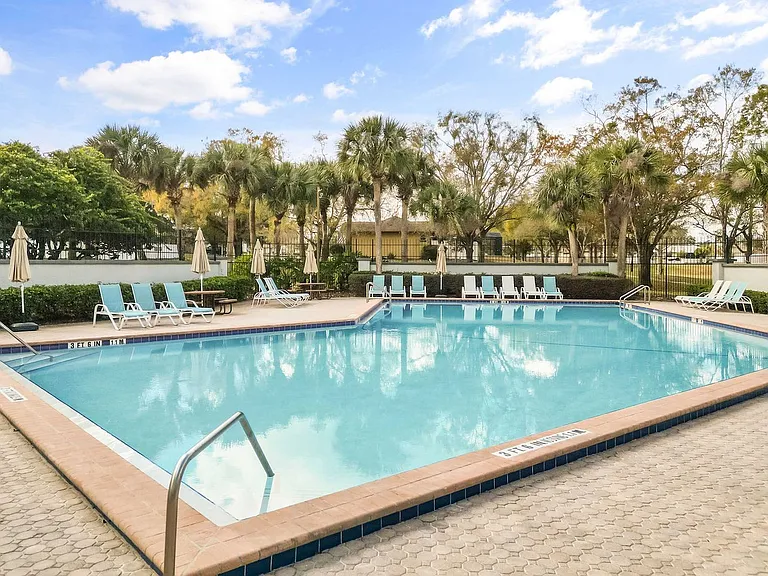 1040 Hali Ridge Ct #ID1407022P — Photo 3