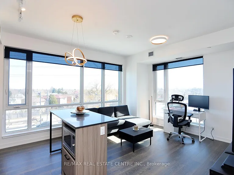 7950 Bathurst St #416 — Photo 21
