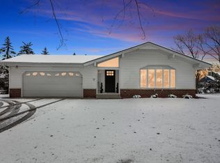 4780 Camfield Dr, Brookfield, WI 53045