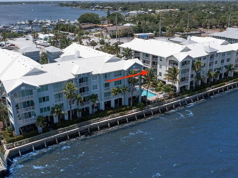 275 NW Flagler Ave #205 — Photo 3