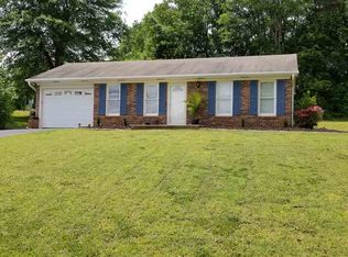 114 Lakeview Dr, Inman, SC 29349