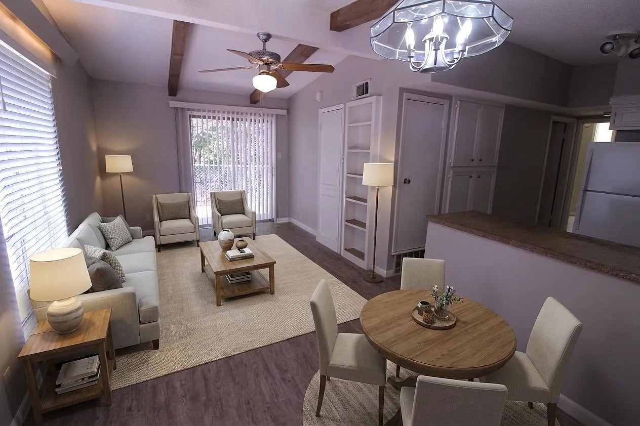 2 bed, 1.0 bath, 735 sqft, $1,400 — Photo 1