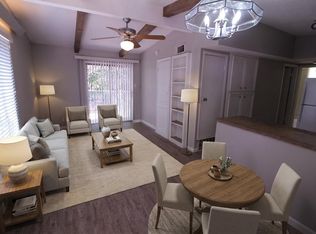 300 Franklin Blvd APT 104, Austin, TX 78751