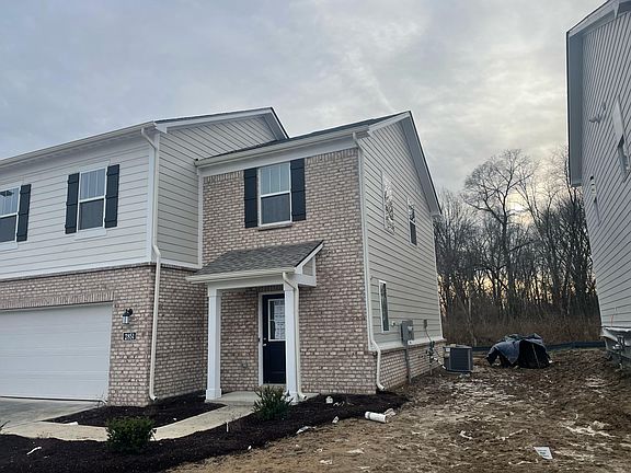 2nd image of 2851 Woods Edge Dr