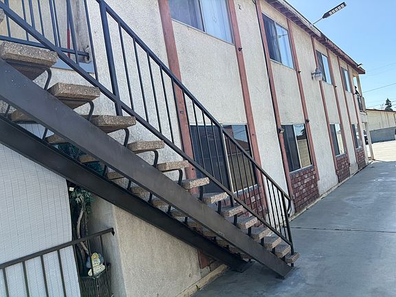 2nd image of 11217 Wright Rd APT B