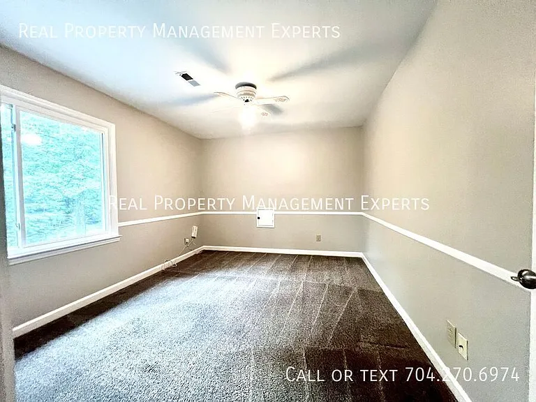 9024 Highland Creek Pkwy — Photo 14