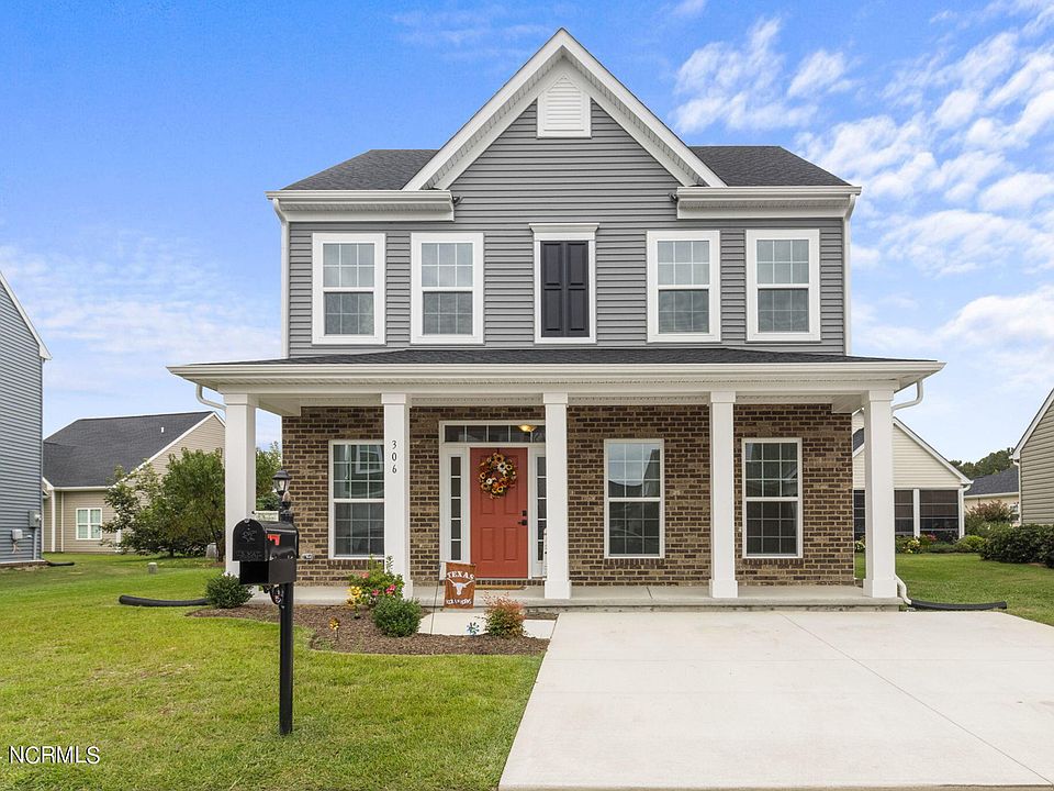 1st image of 306 Egret Court