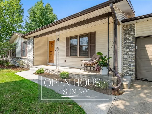 2065 Chapman Ln, Pea Ridge, AR 72751