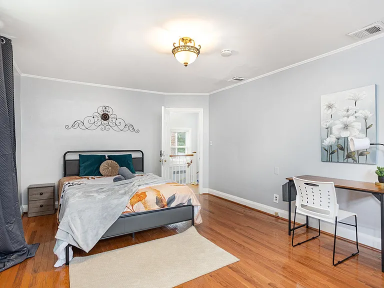 Belle Ave — Photo 2