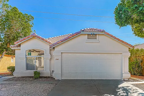 1247 E Cindy St Photo 1