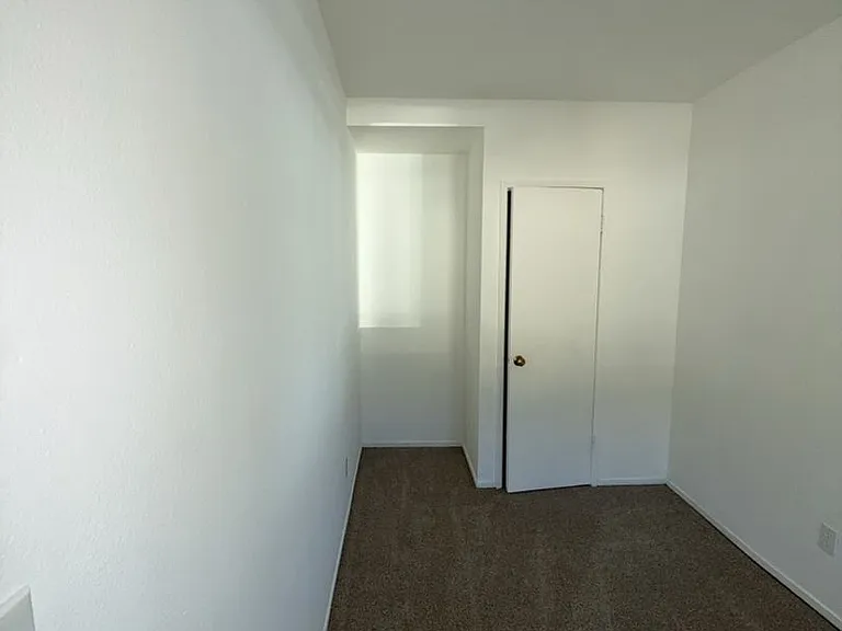 13445 Lakeshore Dr — Photo 13