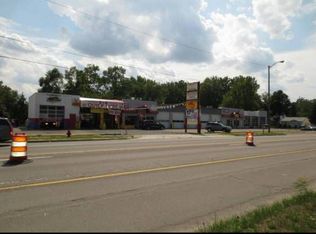 27009 W 8 Mile Rd, Redford, MI 48240