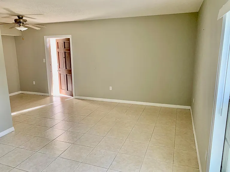 165 Picardy Villa Cir #200 — Photo 5