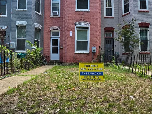 239 K St NE, Washington, DC 20002